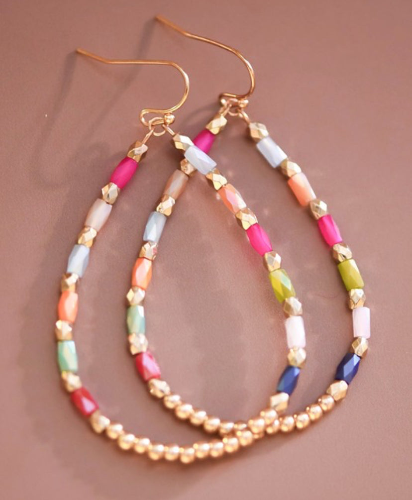 (spa-) Teardrop Wire Beaded Glass Crystal Earrings