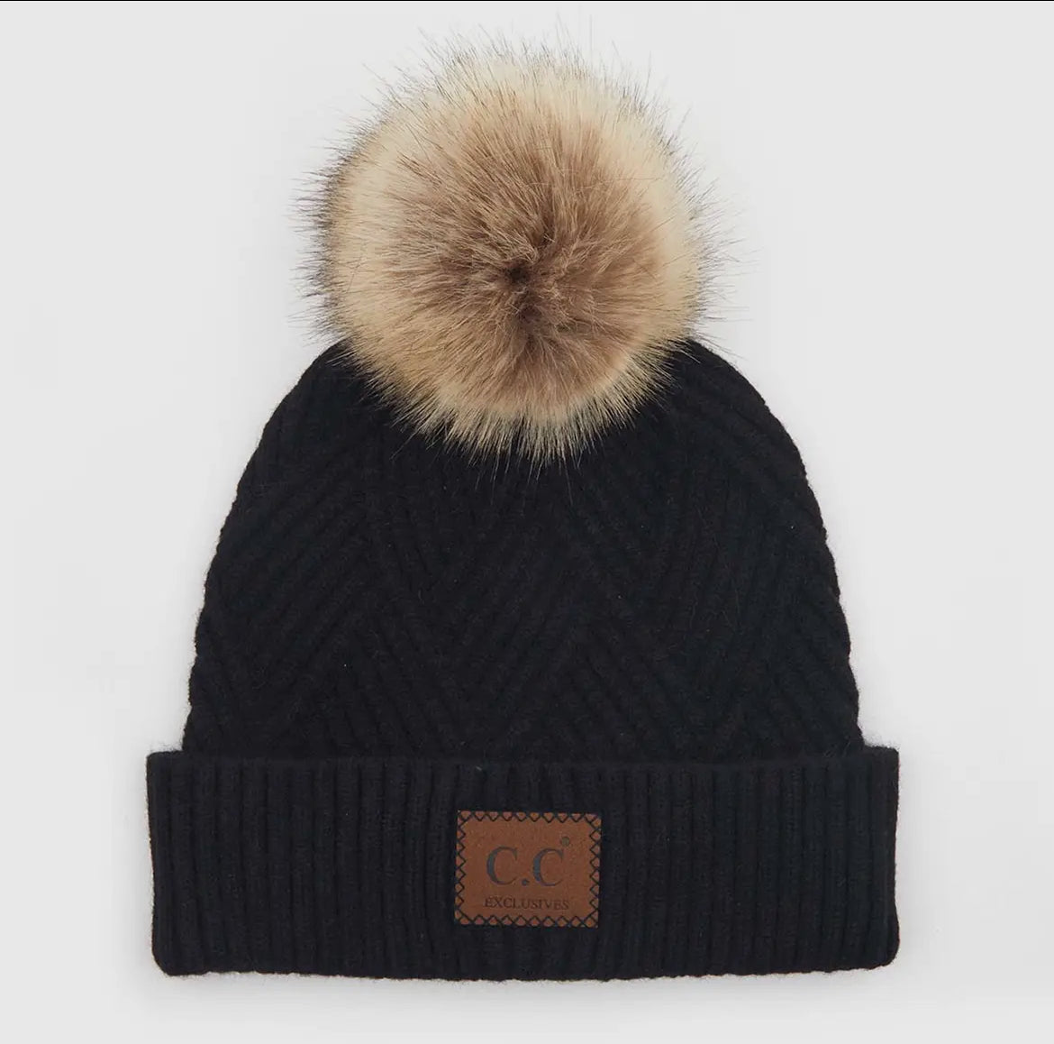 (spa-) Cc Criss-Cross Suede Patch Beanie