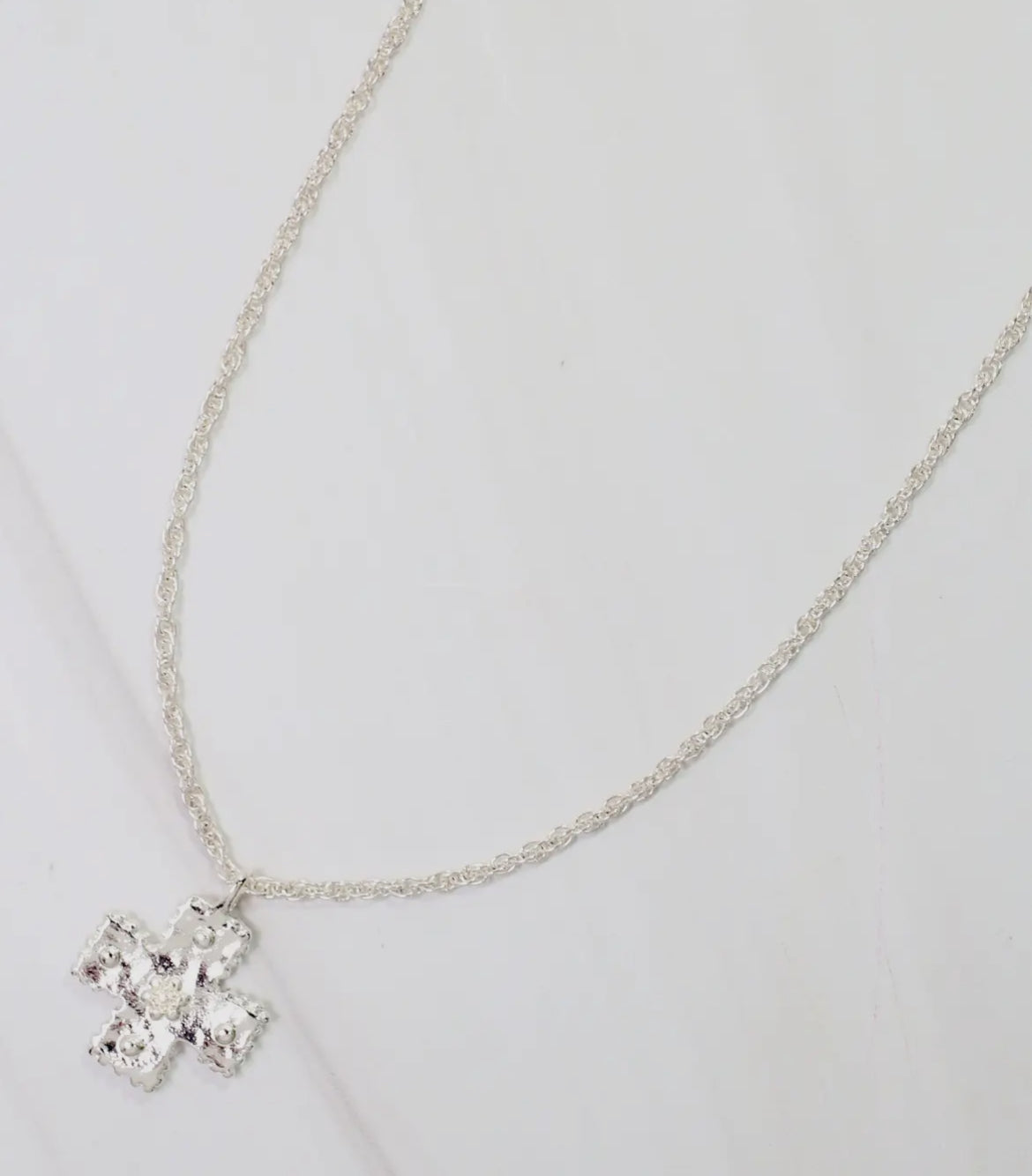 (spa-) Rexburg Cross Necklace Silver